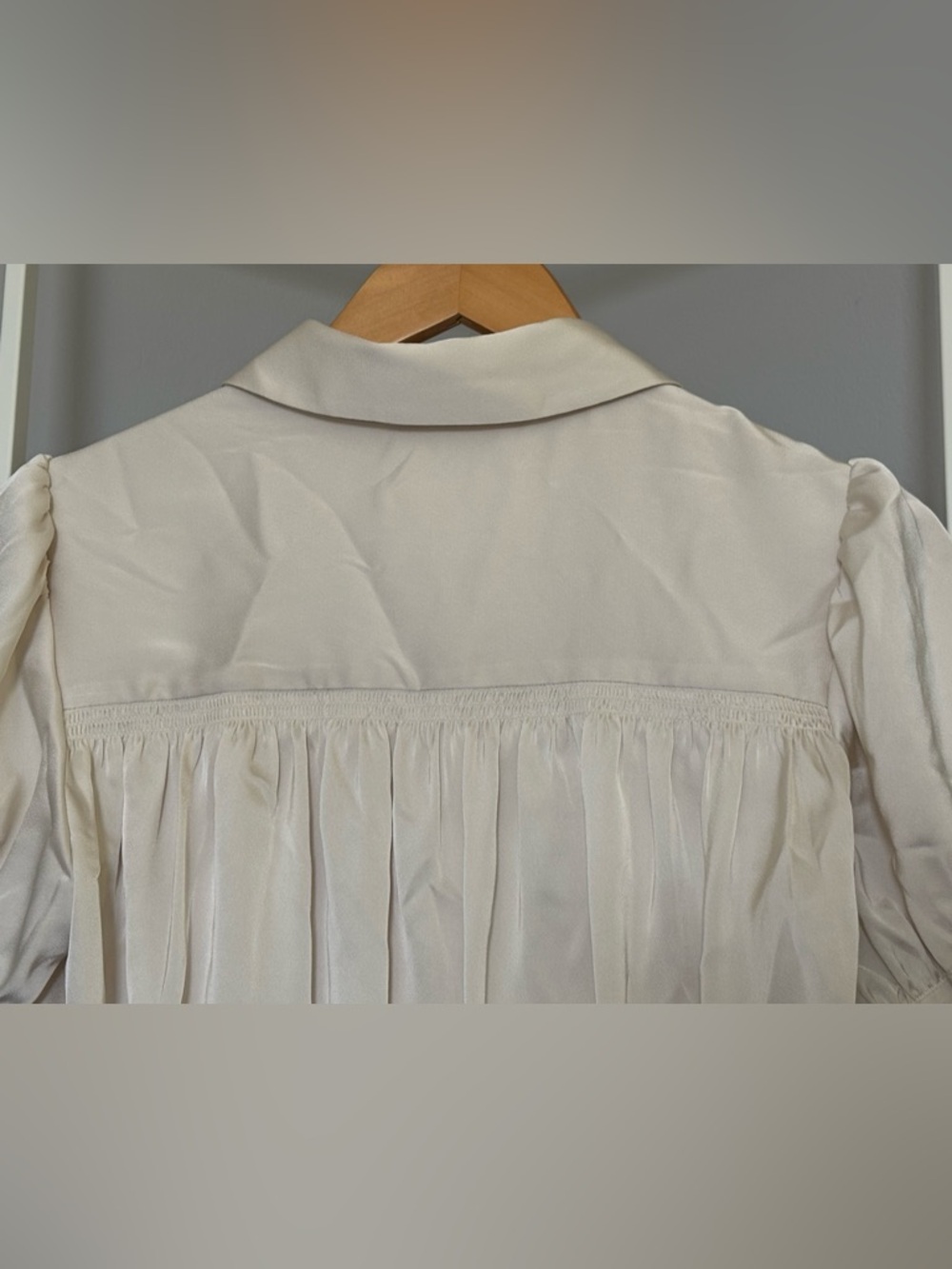 Calvin Klein Cream Short-Sleeve Button-Down Blouse NWT - Picture 13 of 16